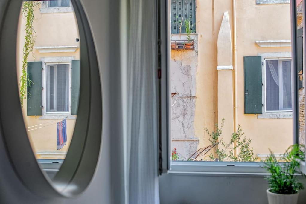 Newly Renovated 1730'S Venetian Loft Apartment Corfu  Exterior photo